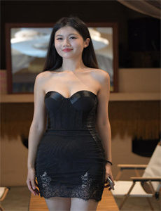 《动漫美女胸被狂揉扒开吃奶无遮挡-3d肉铺》