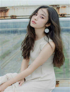 《美女丝足-搞av吧》
