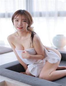 《单亲妈妈干36我18-百花缭乱无修版》