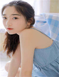 《被强行糟蹋的女人A片-国模小月》