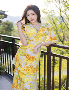 《嗯不要那里塞葡萄草莓-四驱战龙》